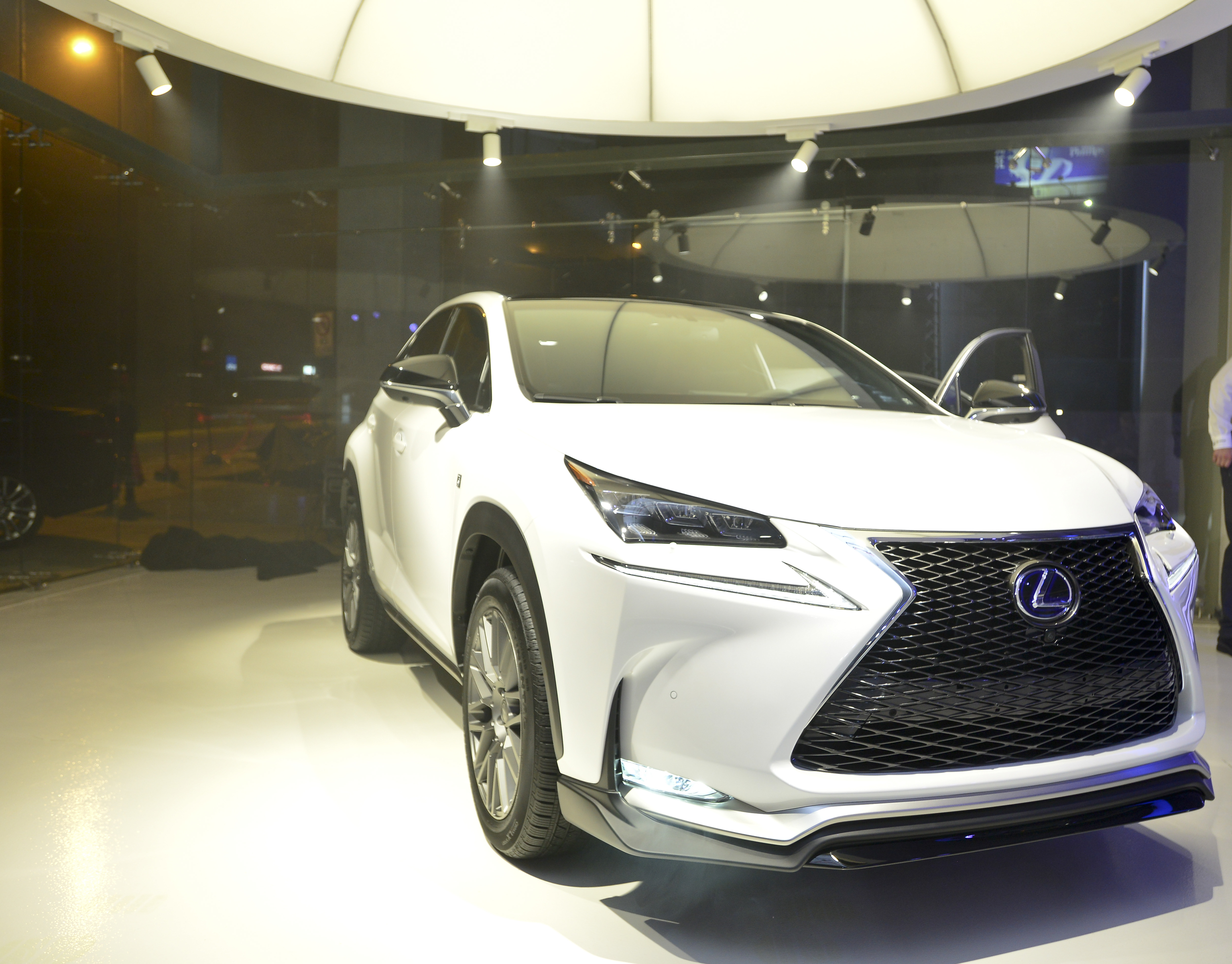 https://ekaenlinea.com/wp-content/uploads/2014/10/Lexus-Lanzamiento-NX_004.jpg