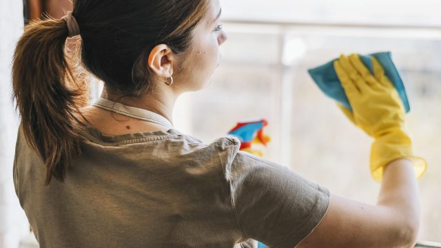 Cuál es el salario mínimo de una empleada doméstica en Costa Rica 2025