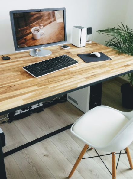 Crea tu rincón de productividad: escritorios y organización con EPA